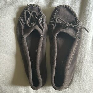 Minnetonka moccasins size 8 deep blue